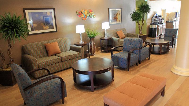 Holiday Inn Express And Suites Bossier City Louisiana Downs By Ihg Exterior photo